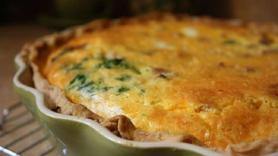 Tarta de ajos caramelizados