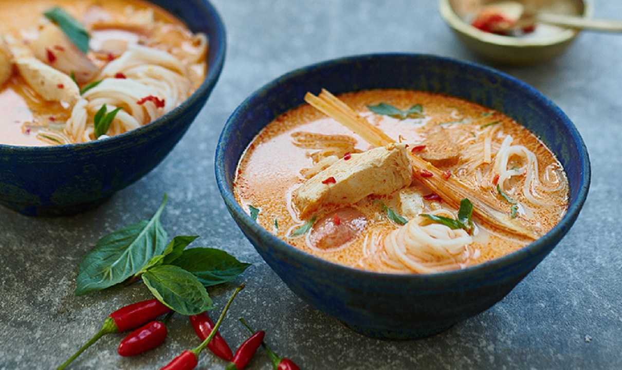 Sopa de fideos Laksa: prueba este rico plato especial de Singapur