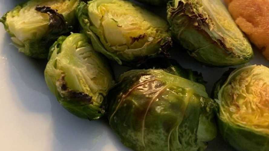 Coles de Bruselas a la lionesa