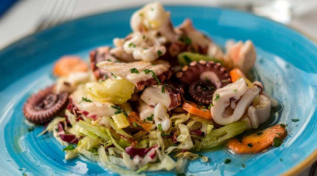 Aemono de pulpo con encurtidos: prepara esta rica receta