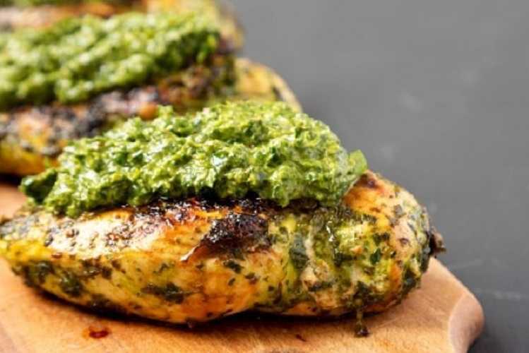 Filete de pechuga a la chimichurri