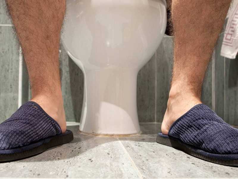 Orinar sentado o de pie