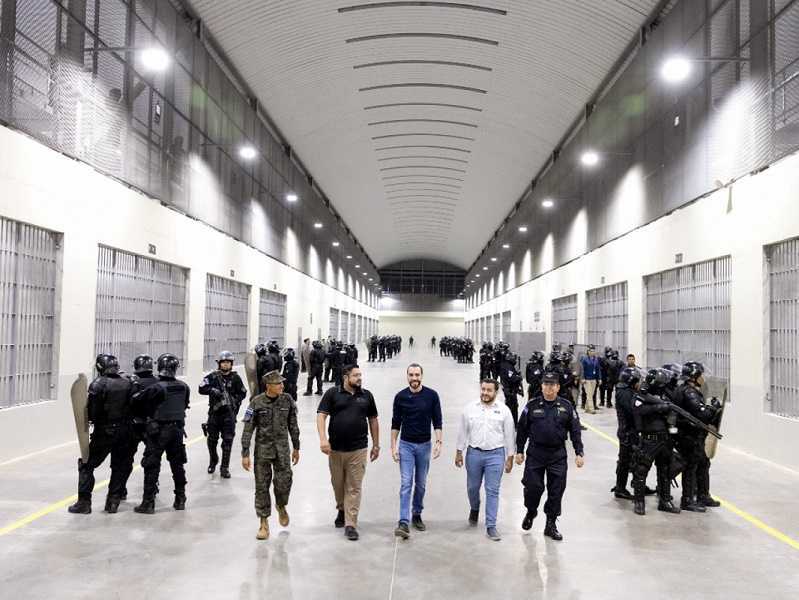 Bukele: ¿Cárcel o delito?