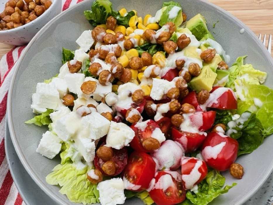 Ensalada de garbanzos rostizados: prepara este sabrosa receta