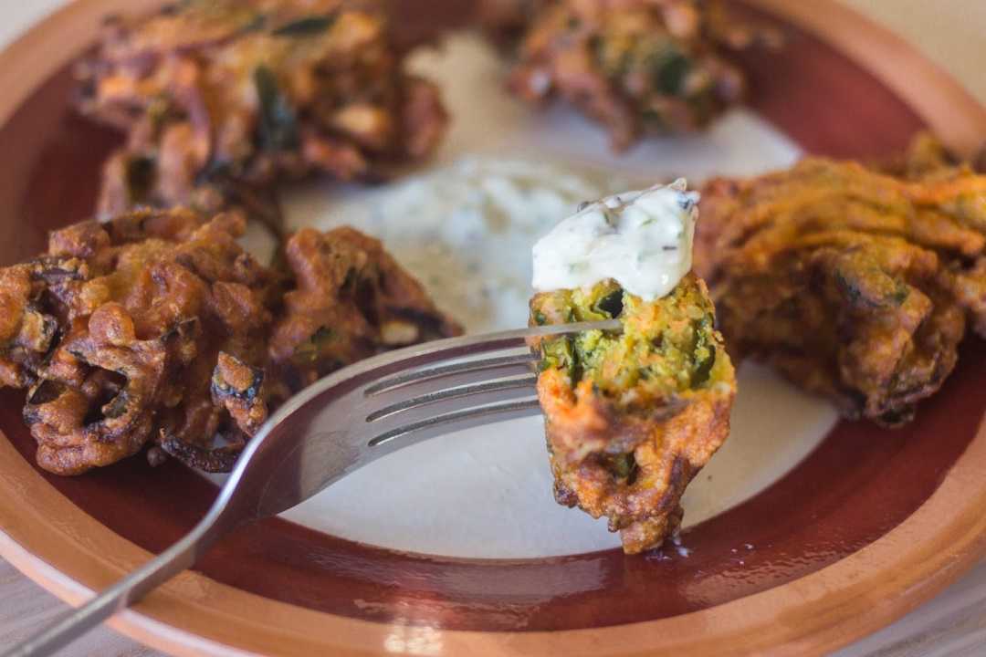 Pakoras de verduras: rica receta para las tardes con tus amigos