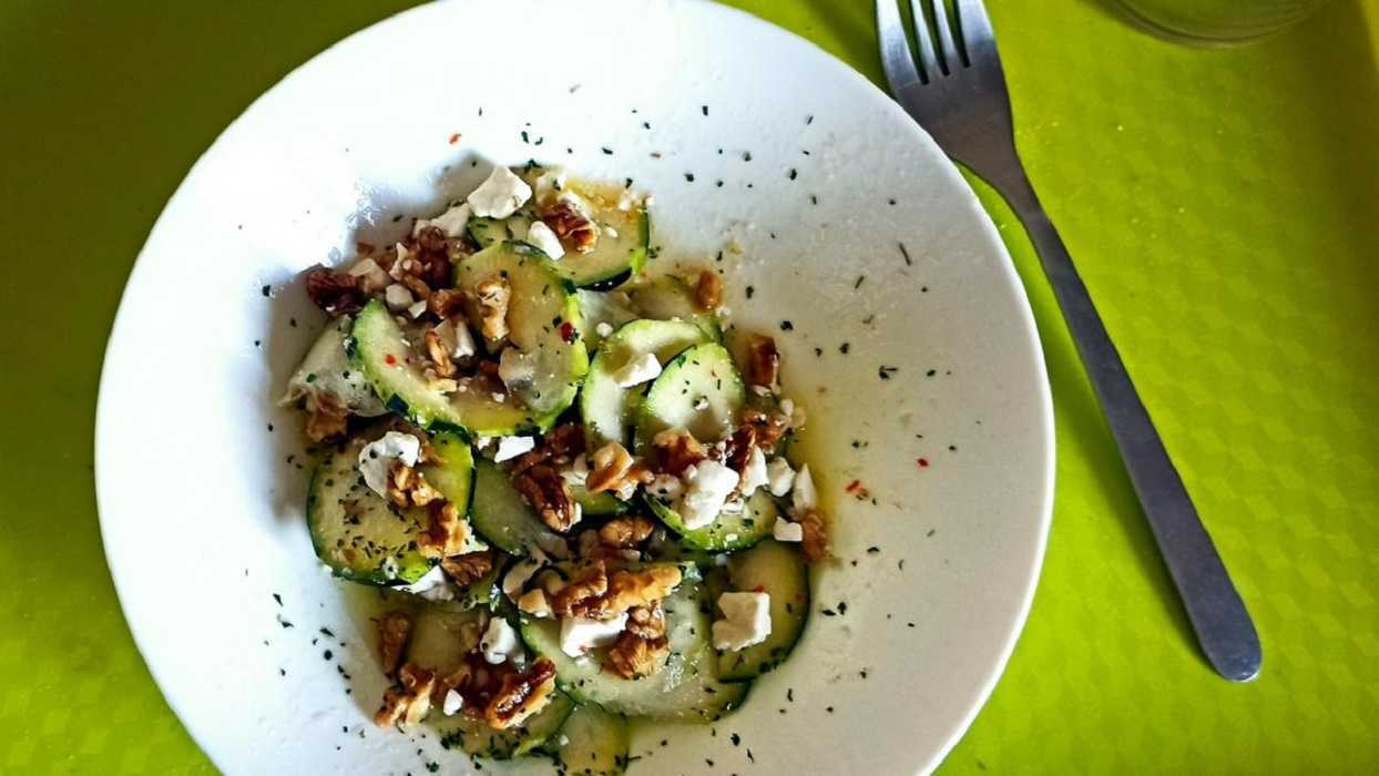 Ensalada con nuez: prepara este delicioso plato
