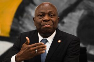 Imagen de archivo del director general de la Organización Internacional del Trabajo (OIT), Gilbert Houngbo. EFE/Filip Singer