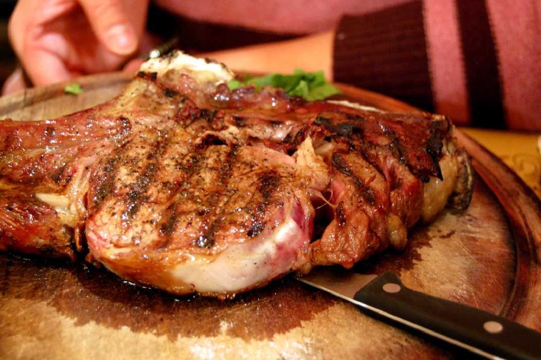 Bistec a la Fiorentina: delicioso plato para compartir en familia