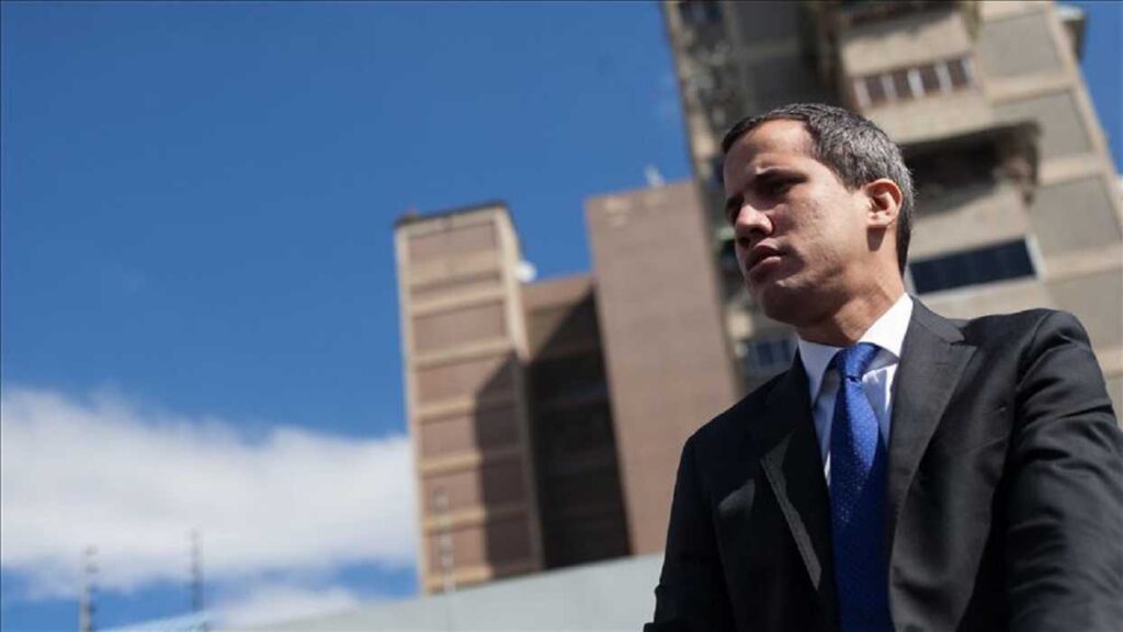 Juan Guaidó fue amenazado al llegar a Colombia por el gobierno de Petro