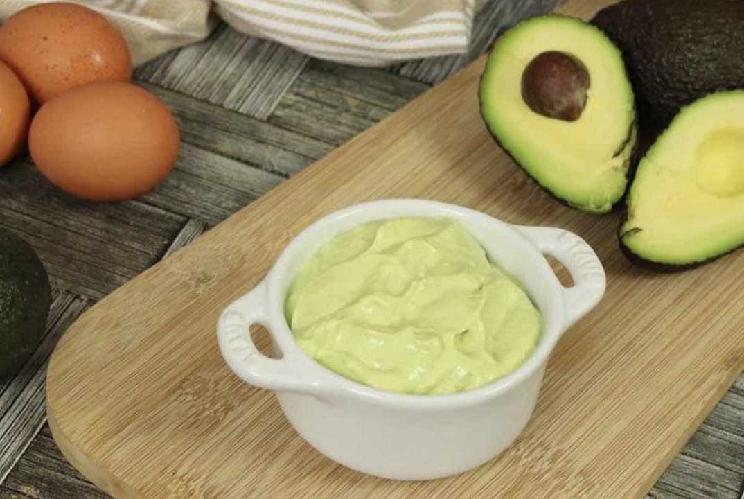 Mayonesa de aguacate: rica receta para acompañar tus tostadas