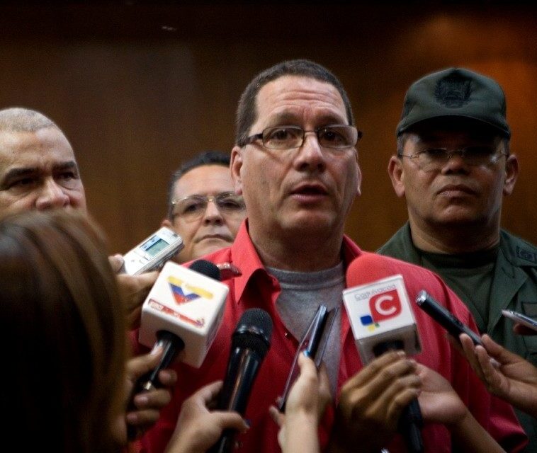 Jesús Faría asegura que se investiga a Tareck el Aissami