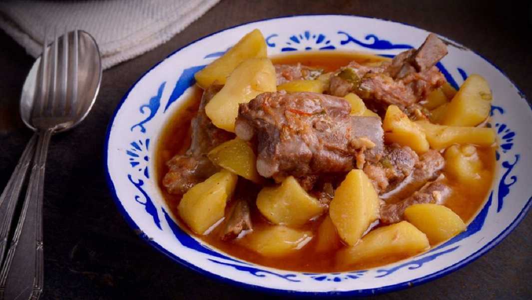 Guiso de costillas con cerveza: prepara este delicioso plato casero