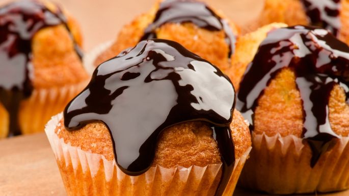 Mantecadas cubiertas de chocolate