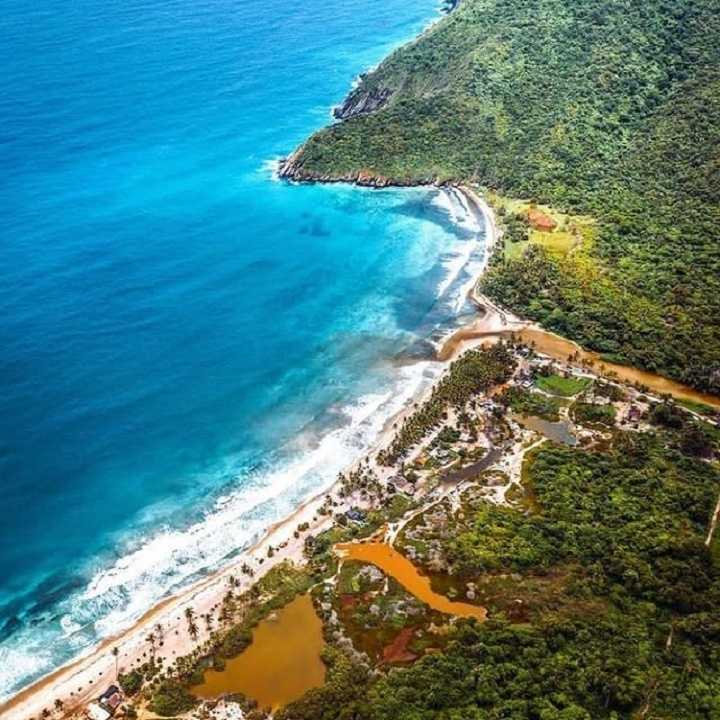 Cómo Cuyagua salvó su playa / Valen de Viaje