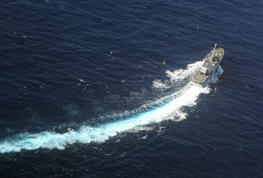 Fotografía de archivo que muestra una fragata de la Armada Nacional colombiana custodiando en el merdiano 82, cerca del archipiélago de San Andrés (Colombia). EFE/Mauricio Dueñas Castañeda
