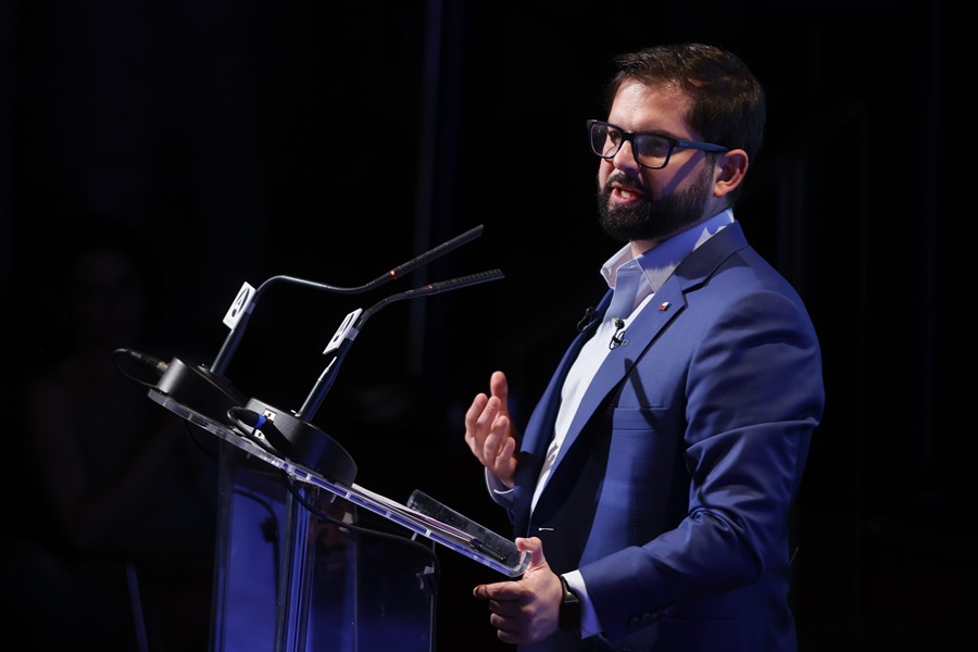 El presidente de Chile Gabriel Boric durante su intervención en el acto 'Memoria y futuro, 50 años del golpe de Estado'. EFE/ Mariscal