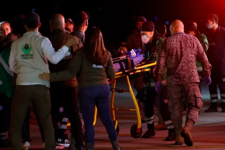 Fotografía de archivo de los niños rescatados en la selva colombiana a su llegada al Aeropuerto Militar de CATAM para ser trasladados al Hospital Militar en Bogotá (Colombia). EFE/ Mauricio Dueñas Castañeda