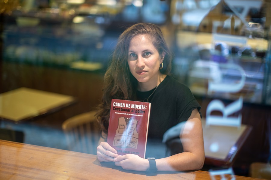 La periodista Alejandra Ibarra Chaoul durante una entrevista con EFE en Ciudad de México (México). EFE/ Isaac Esquivel