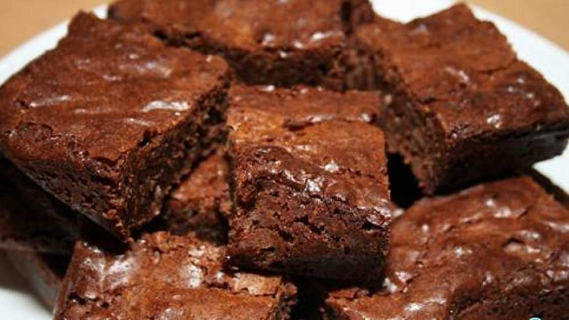 Brownies de ciruela y chocolate: prepara este sabroso postre