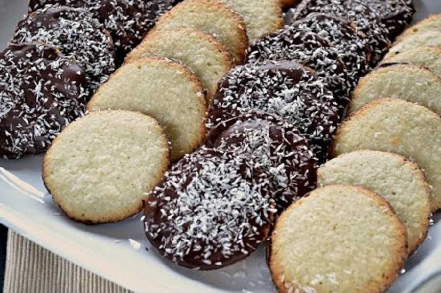 Galletas de coco con chocolate: prepara este delicioso postre