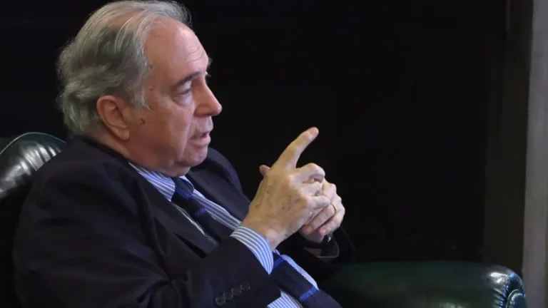 Fotografía de archivo del embajador chileno en EE.UU., Juan Gabriel Valdés. EFE/ Sara Soteras