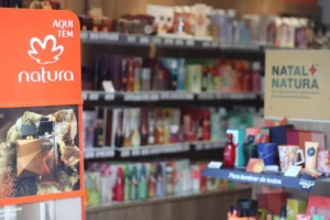 Fotografía que muestra el interior de una tienda de la marca Natura, en una fotografía de archivo. EFE/Fernando Bizerra