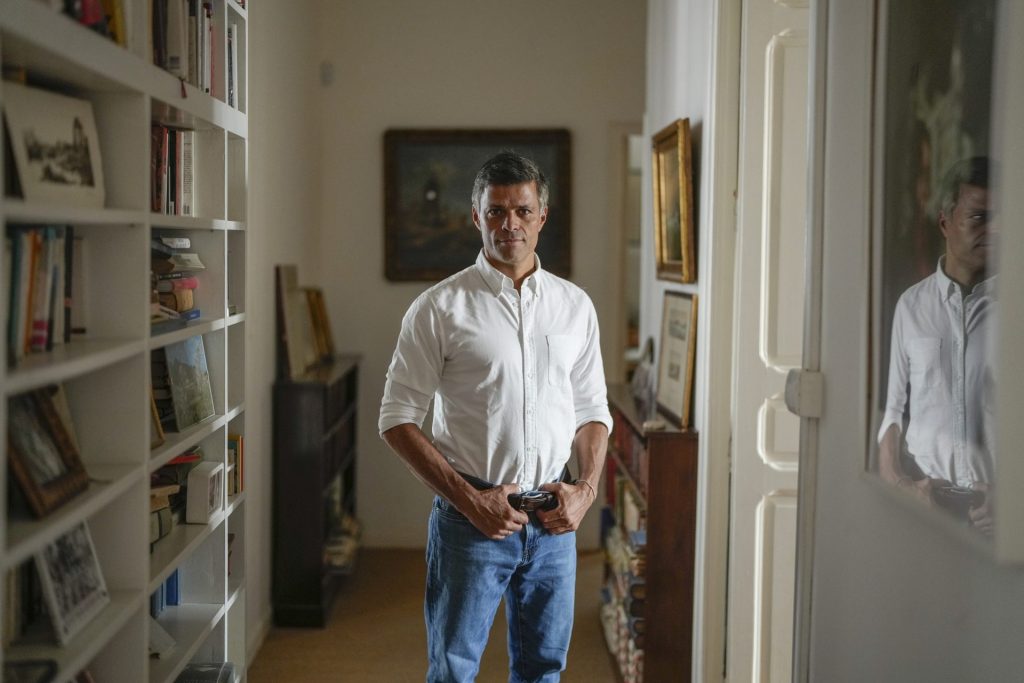 El líder opositor venezolano Leopoldo López, durante una entrevista celebrada con EFE en Madrid. EFE/Borja Sánchez-Trillo