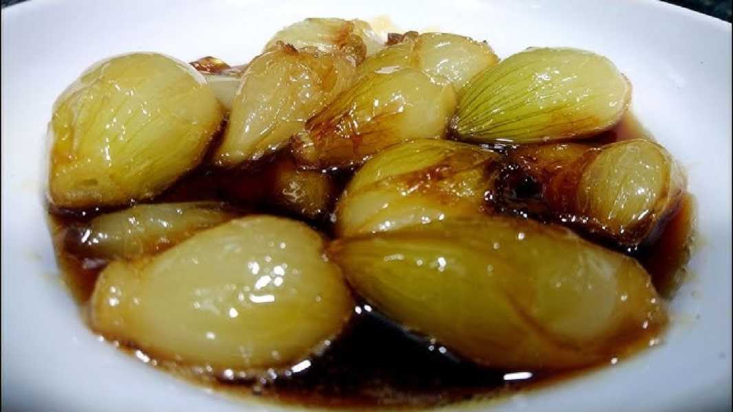 Chalotas confitadas al vino tinto: prepara esta sabrosa receta