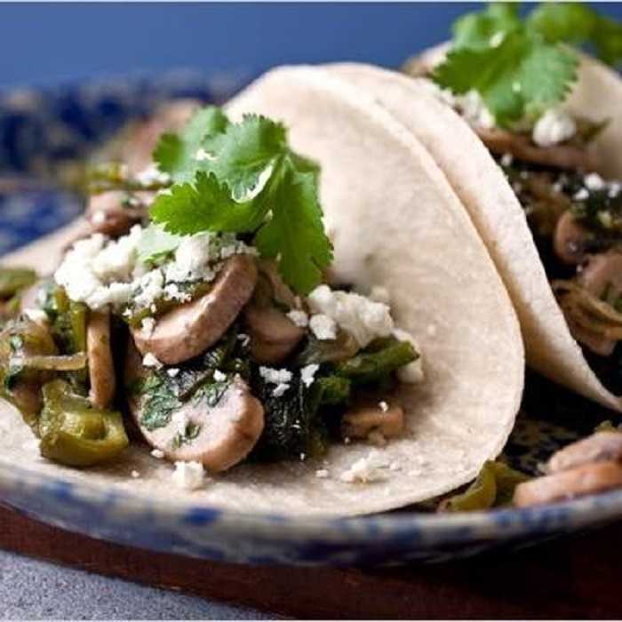Tacos con champiñones: rica receta saludable para la cena
