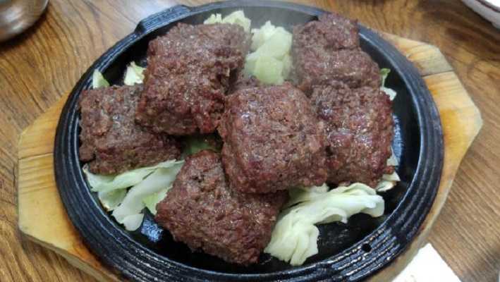 Teokgalbi de ternera