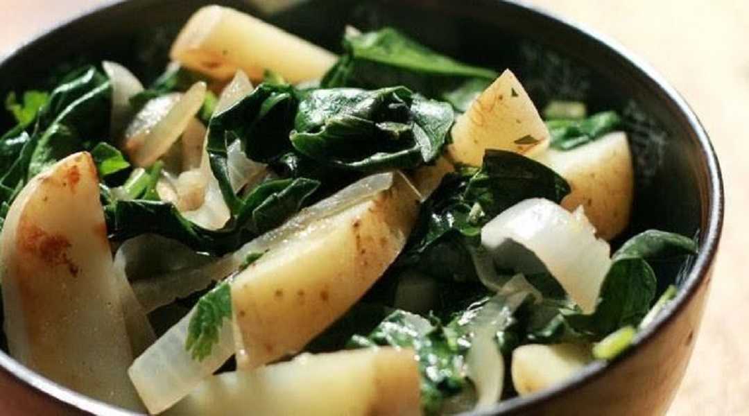 Espinacas con papas: prepara esta deliciosa cena y disfruta