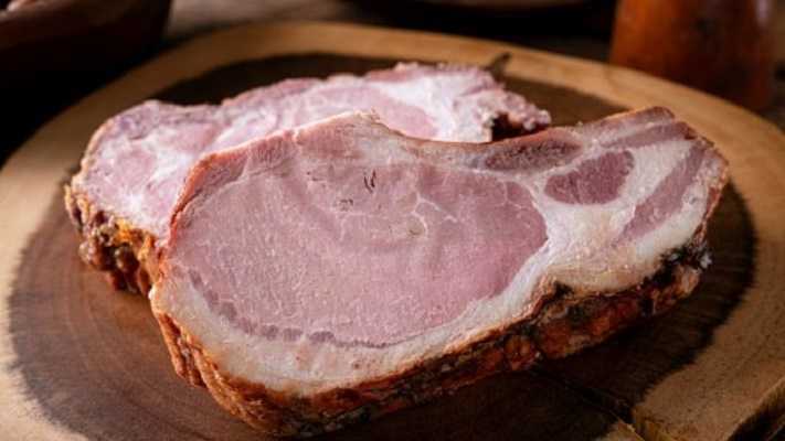 Costillas de cerdo en salsa de pasilla