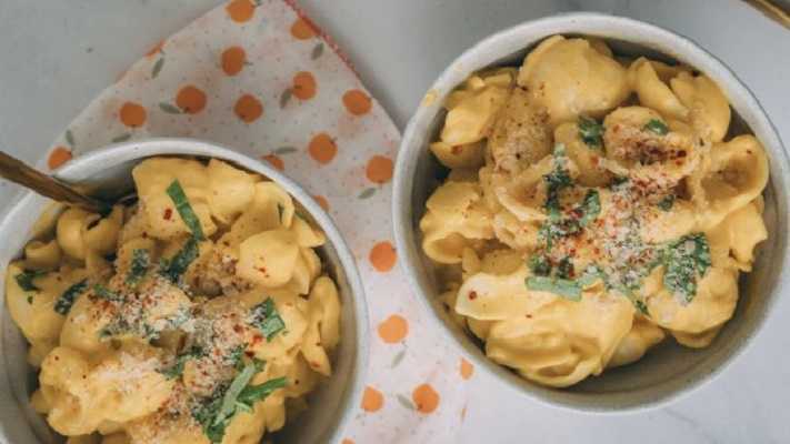 Pasta con salsa búfalo