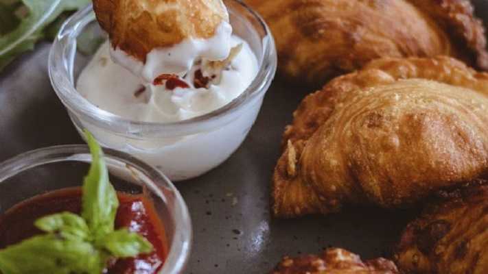 Rollitos con salsa macha
