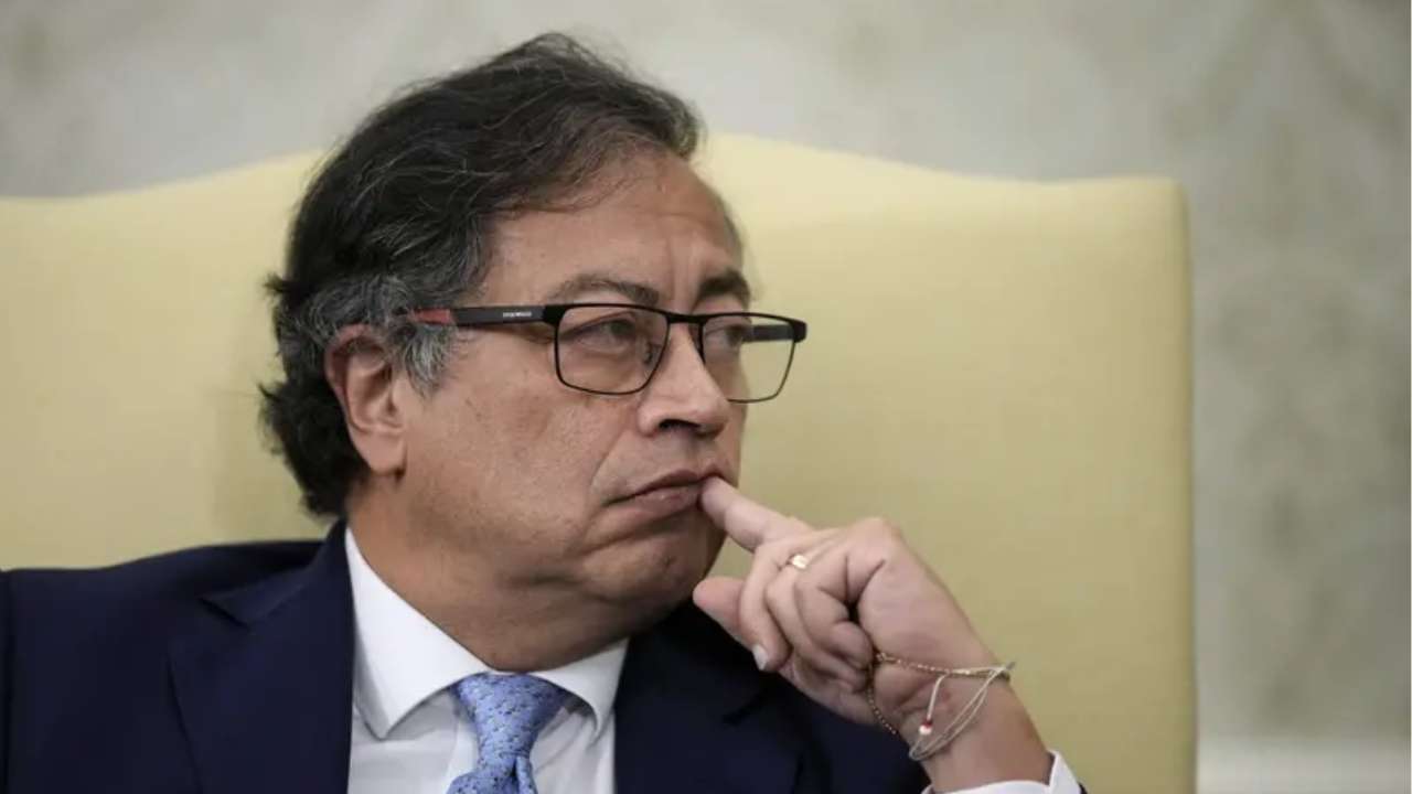 Izquierda colombiana perdió Bogotá y Gustavo Petro es el gran perdedor foto de Blomberg
