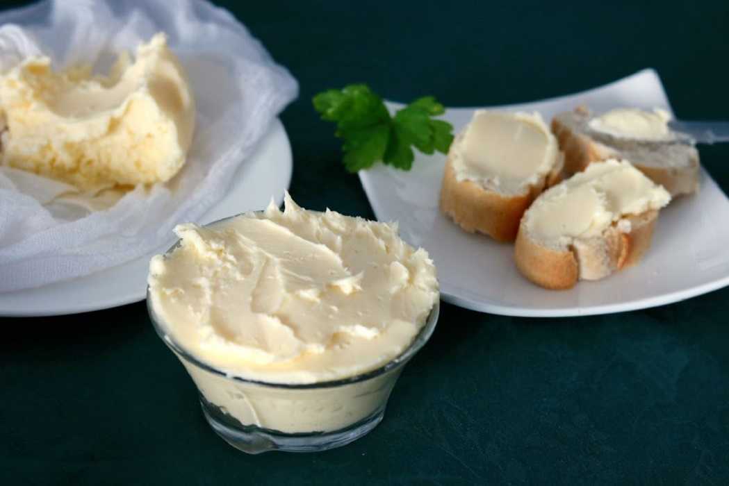 Mantequilla de vainilla y leche de almendras: así se prepara