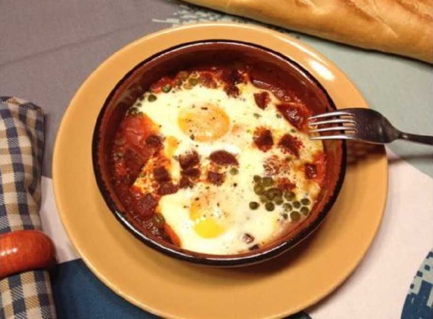 Huevos pisciteddru: rico plato para desayunar en familia