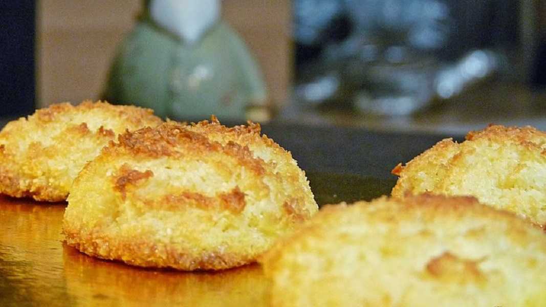 Galletas de coco con leche condensada: rico postre para las tardes