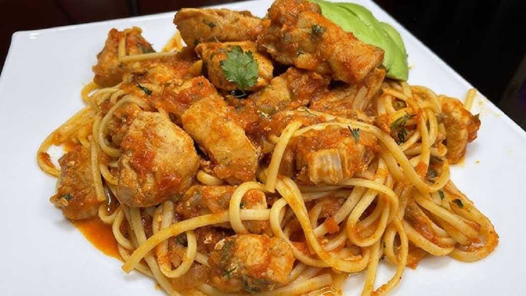 Tallarines de pollo: prepara esta sabrosa receta para tus amigos