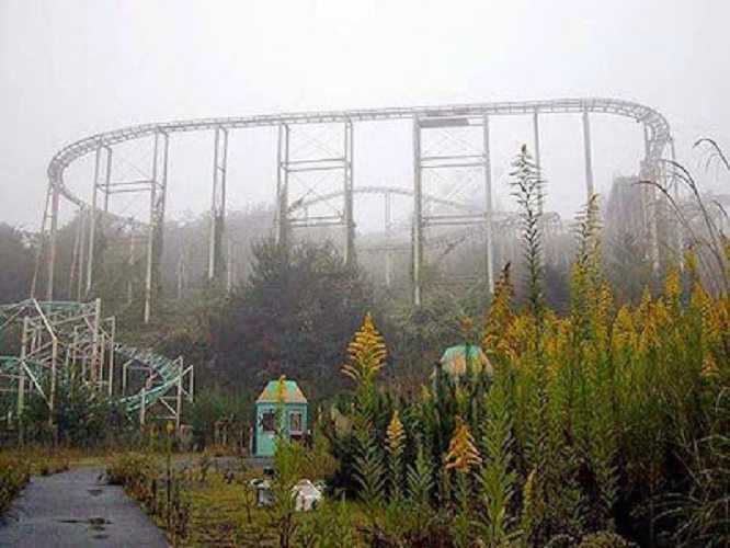 Parques de diversiones malditos