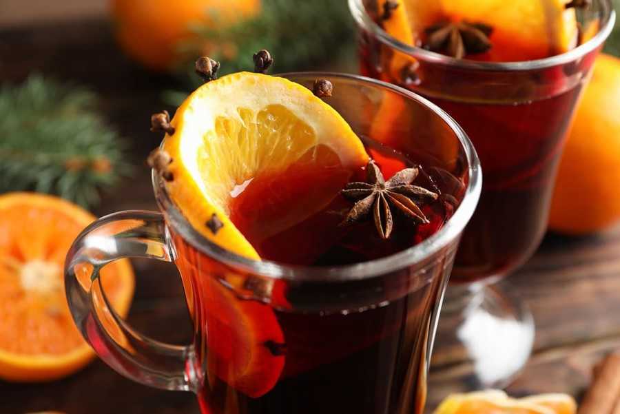 Bebidas calientes para compartir en tu velada navideña