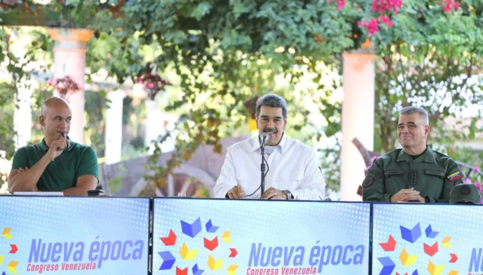 Nicolás Maduro pidió a Diosdado Cabello un plan de acción | Foto: Cortesía Prensa Presidencial