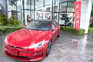 Un automóvil Tesla model , en una fotografía de archivo. EFE/EPA/Cristóbal Herrera Ulashkevich