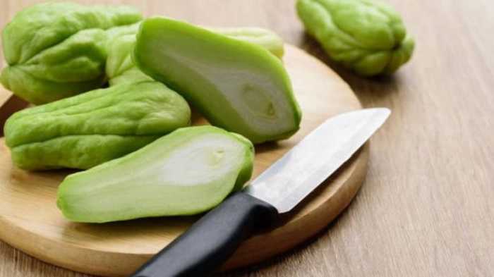 Chayotas con carne molida