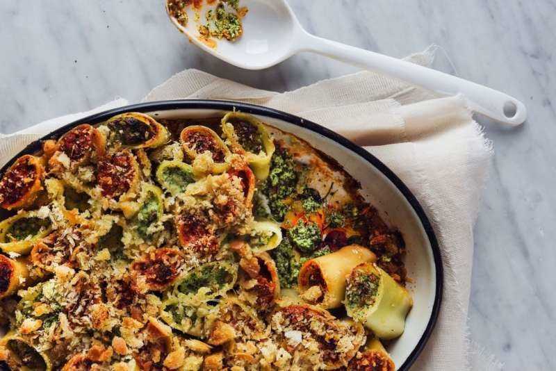 Paccheri con acelgas y merluza: rica receta para toda la familia