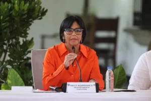 Foto de archivo de la vicepresidenta de Venezuela, Delcy Rodríguez. EFE/ Miguel Gutierrez