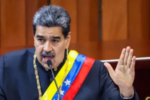 El presidente de Venezuela, Nicolás Maduro, pronuncia un discurso al inicio del año judicial en la sede del Tribunal Supremo de Justicia (TSJ), en Caracas (Venezuela). EFE/Miguel Gutiérrez