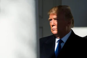 El expresidente de EE.UU. Donald Trump, en una fotografía de archivo. EFE/ Jim Lo Scalzo