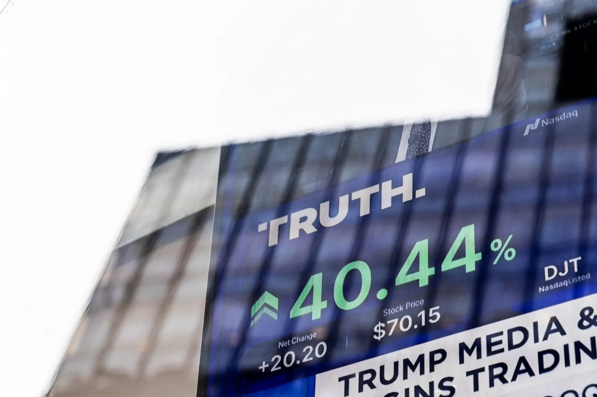 Vista del desempeño de la empresa Trump Media & Technology Group en su primer día en la Bolsa de Nueva York, este 26 de marzo de 2024. EFE/ Justin Lane