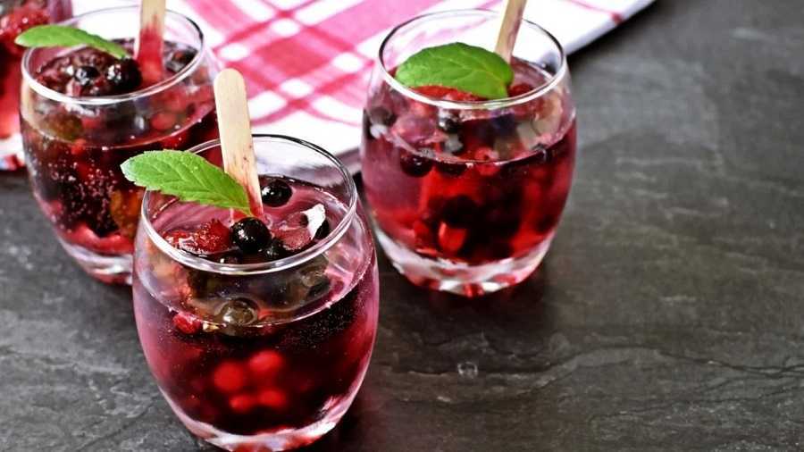 Té helado de frutos rojos: prepara esta bebida energizante